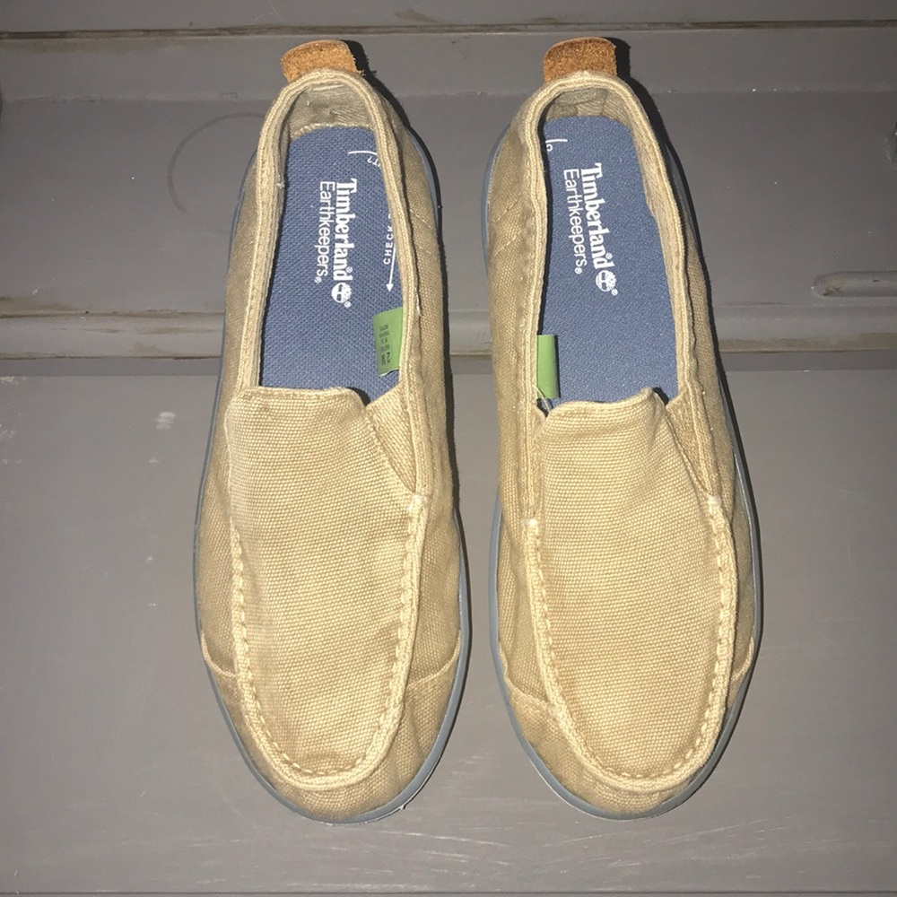 Boys size 2m Timberland canvas slip on shoes